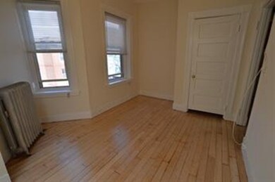 15 Lynde St unit 27, Salem, MA 01970 - photo 2