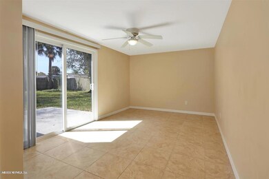 05-Family Room