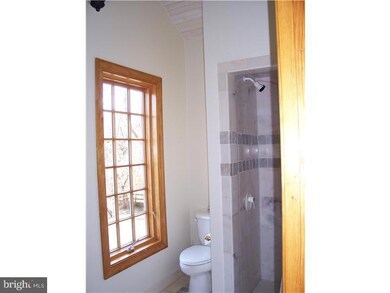 554 Dannaker Ln, Wayne, PA 19087 - photo 6