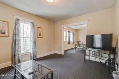 6-web-or-mls-2025 02 24 - 616HarrisonAve