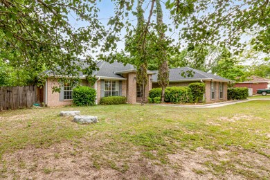 4881 Traxx St Crestview FL 32536 USA-002