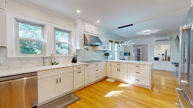 20 Holland St unit 2, Newton, MA 02458 - photo 6