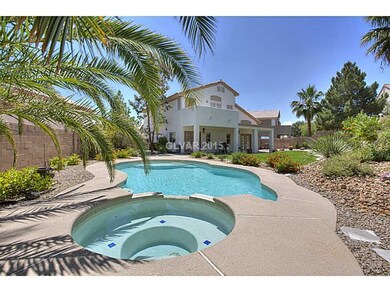 Swimming Pool/Hot Tub/Sauna.