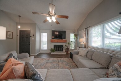 15903 Oak Mountain Dr, Houston, TX 77095 - photo 6