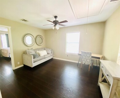 4324 Freemont St unit B, Houston, TX 77009 - photo 7