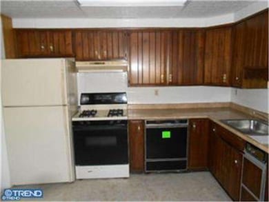 2529 Secane Rd, Secane, PA 19018 - photo 6