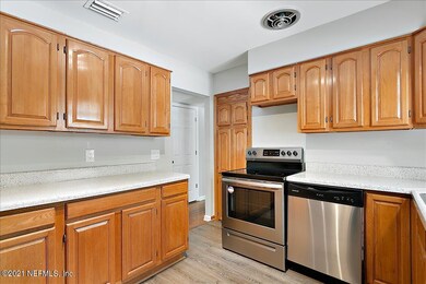 757 Grove Park Blvd, Jacksonville, FL 32216 - photo 7