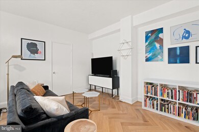 2227 20th St NW unit 303, Washington, DC 20009 - photo 4