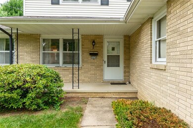 2024 47th St, Des Moines, IA 50310 - photo 2