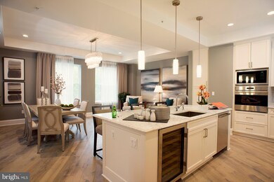 8111 River Rd unit 143, Bethesda, MD 20817 - photo 4