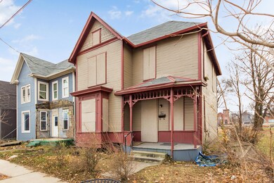 295 E 5th
