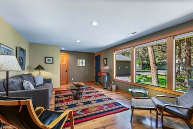 61292 Robin Hood Ln, Bend, OR 97702 - photo 4