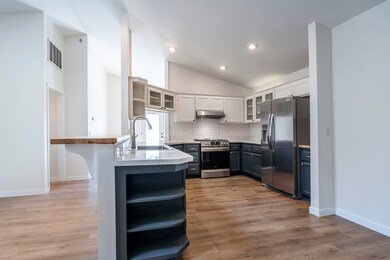Kitchen 3