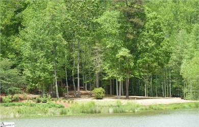 122 Knightsridge Rd, Travelers Rest, SC 29690 - photo 2