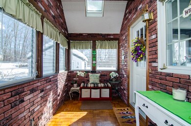 72 Roberts Dr, South Weymouth, MA 02190 - photo 3