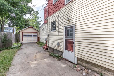1021 Britten Ave, Lansing, MI 48910 - photo 3
