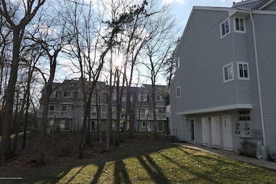 910 Scarlet Oak Ave unit 10, Toms River, NJ 08755 - photo 4