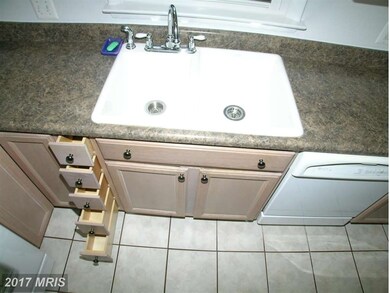 3022 Southern Elm Ct, Fairfax, VA 22031 - photo 3