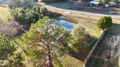 150 Beach Rd, Camden, AL 36726 - photo 2