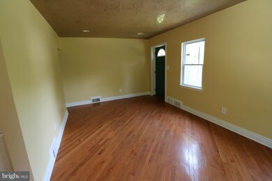 5605 Spring Rd, Bladensburg, MD 20710 - photo 6