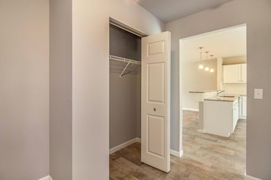 MCR041-i1830-Mudroom