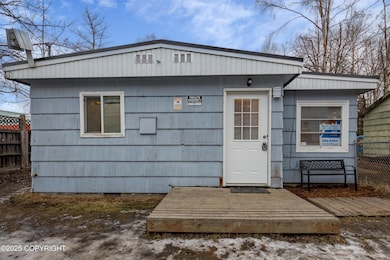 4432 Wright-001