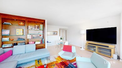 The 3 Lincoln Center unit 37F, New York, NY 10023 - photo 3