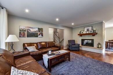 164 Tanoak Ln, Naperville, IL 60540 - photo 4