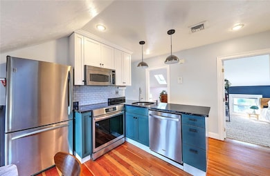 510 Wickenden St unit 3, Providence, RI 02903 - photo 6