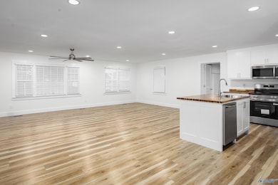 1005 Davison Ave, Muscle Shoals, AL 35661 - photo 4