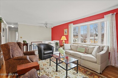 10 Gard Ct, Greenwich, CT 06831 - photo 2