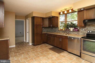 1128 Streaker Rd, Sykesville, MD 21784 - photo 2