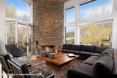 2 Living Room