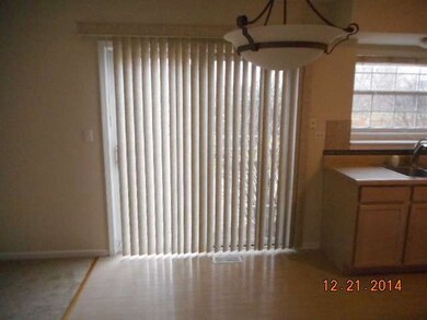 43 Pine Hill Dr, North Aurora, IL 60542 - photo 7