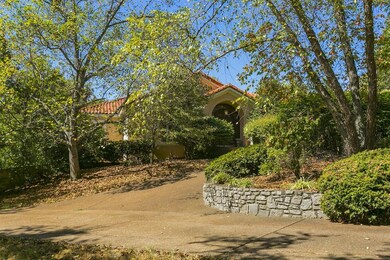 212 Johnstone Dr, Dickson, TN 37055 - photo 5