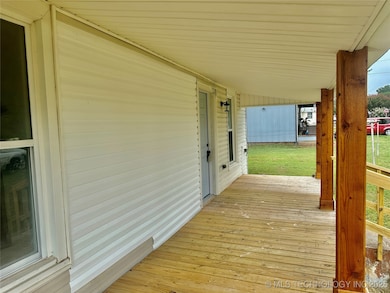 108 S Collins St, Colbert, OK 74733 - photo 5