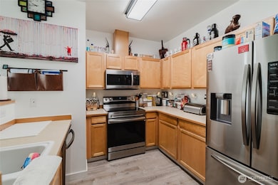 18527 101st Avenue Ct E unit 313, Puyallup, WA 98375 - photo 7