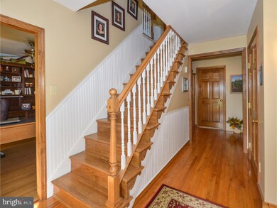 18 Neshaminy Dr, Warminster, PA 18974 - photo 6