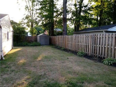 25514 Chatworth Dr, Euclid, OH 44117 - photo 2