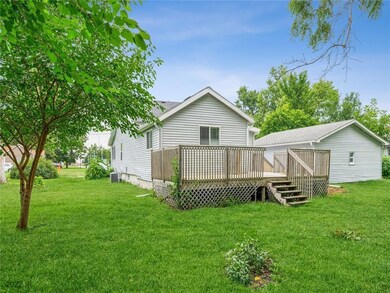 817 N 8th Ave E, Newton, IA 50208 - photo 6