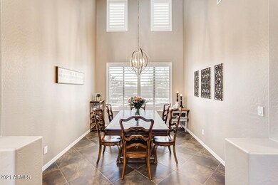 05 Dining Room
