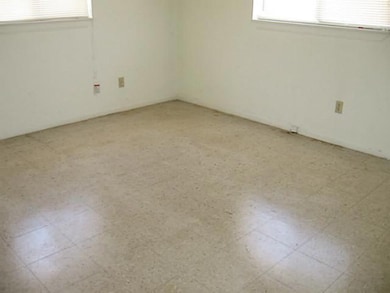 2533 Mckinley Ave unit A, El Paso, TX 79930 - photo 7