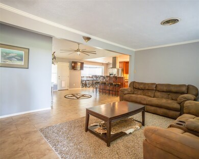 2094 County Road 166, Bay City, TX 77414 - photo 5