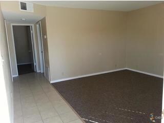 591 El Centro Ave unit 1, El Centro, CA 92243 - photo 4
