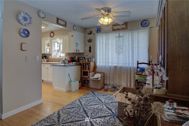 unlisted-address, Longview, WA 98632 - photo 2