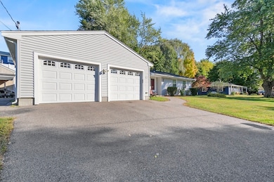 156 Temi Rd, Bellingham, MA 02019 - photo 3