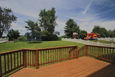 10112 Hornbeam Blvd, Louisville, KY 40228 - photo 7