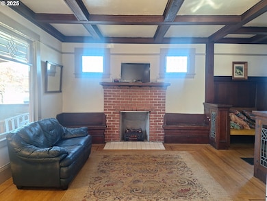 175 S 6th St, Reedsport, OR 97467 - photo 5