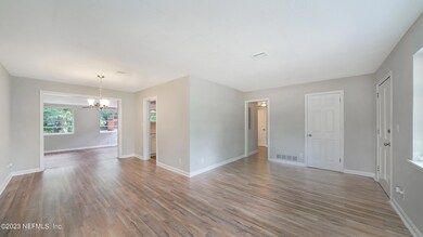 6533 Barmer Dr S, Jacksonville, FL 32210 - photo 3