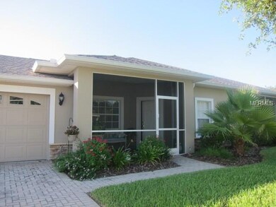 Peaceful, screened entry